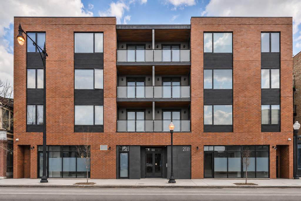 2111 S Halsted Street - Photo 0