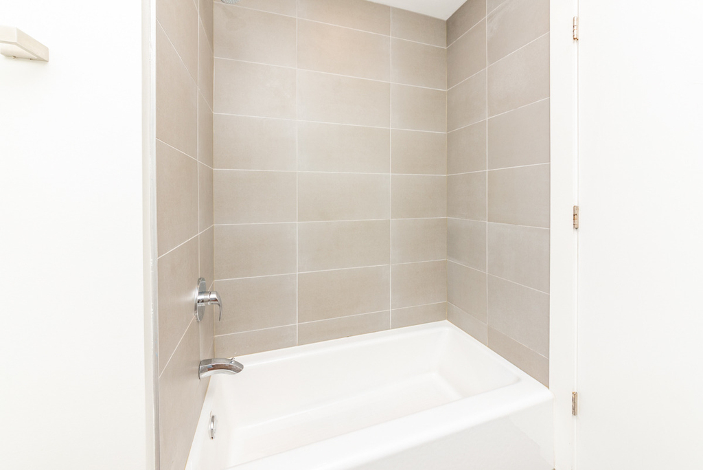 2111 S Halsted Street - Photo 12