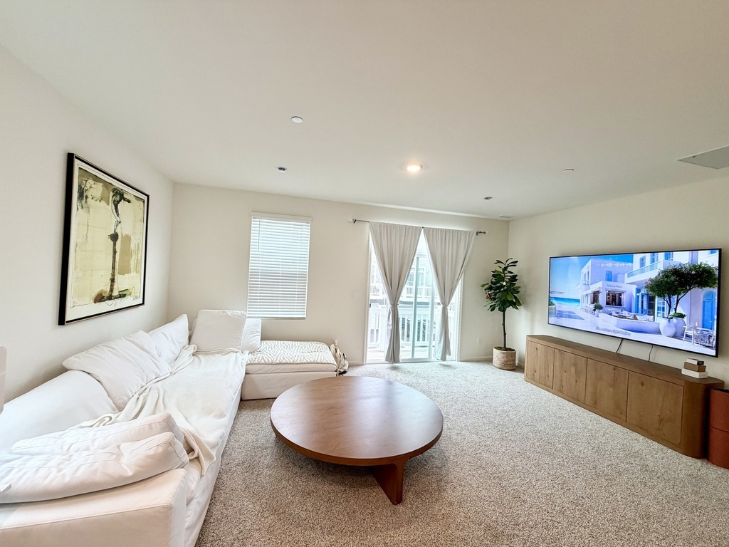 2267 Glacier Street - Photo 9