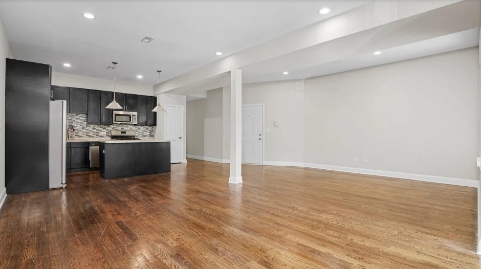 4530 S Michigan Avenue - Photo 1