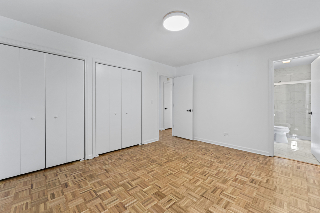 5654 S Washington Street - Photo 16