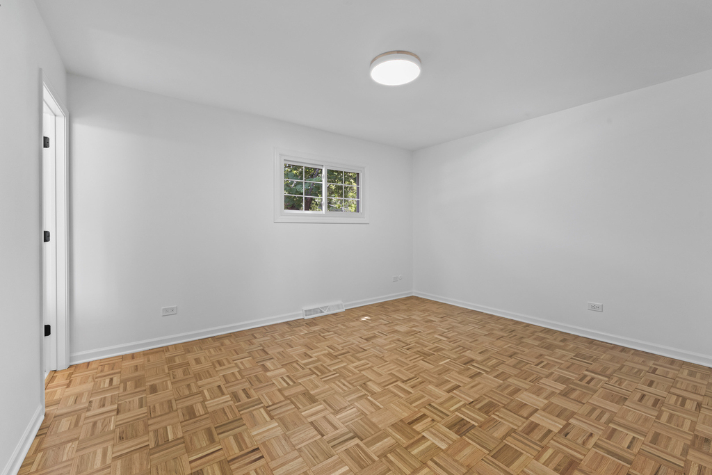 5654 S Washington Street - Photo 15