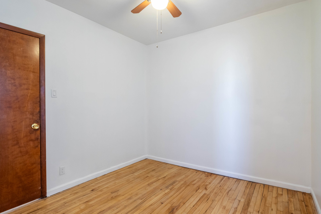 4904 W School Street - Photo 11