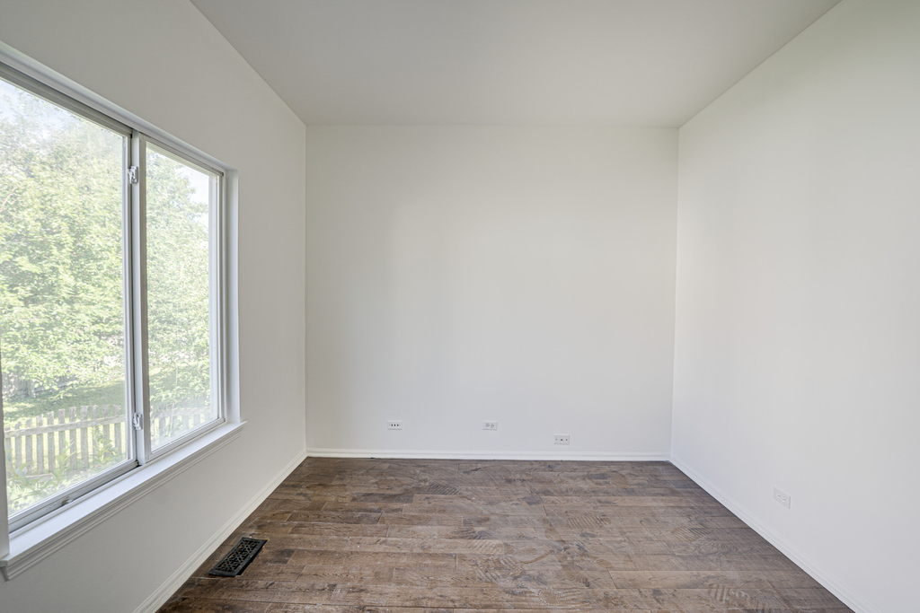 2884 Cedar Glade Drive - Photo 10