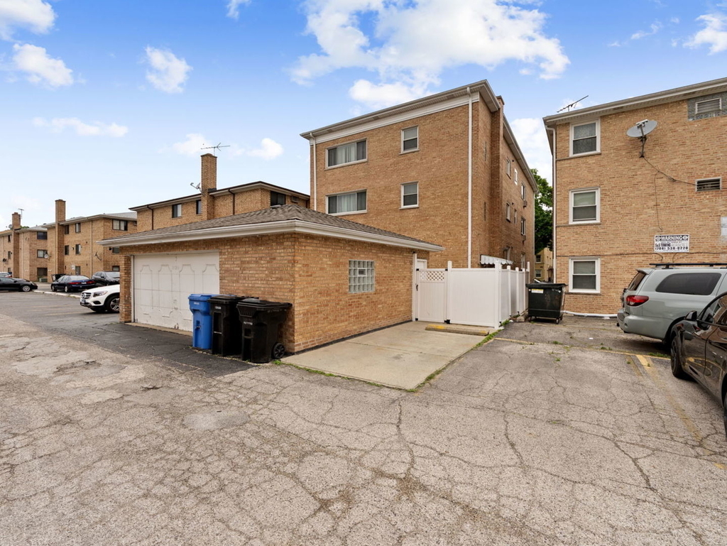 8729 W Summerdale Avenue - Photo 16