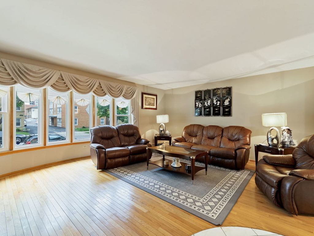 8729 W Summerdale Avenue - Photo 2