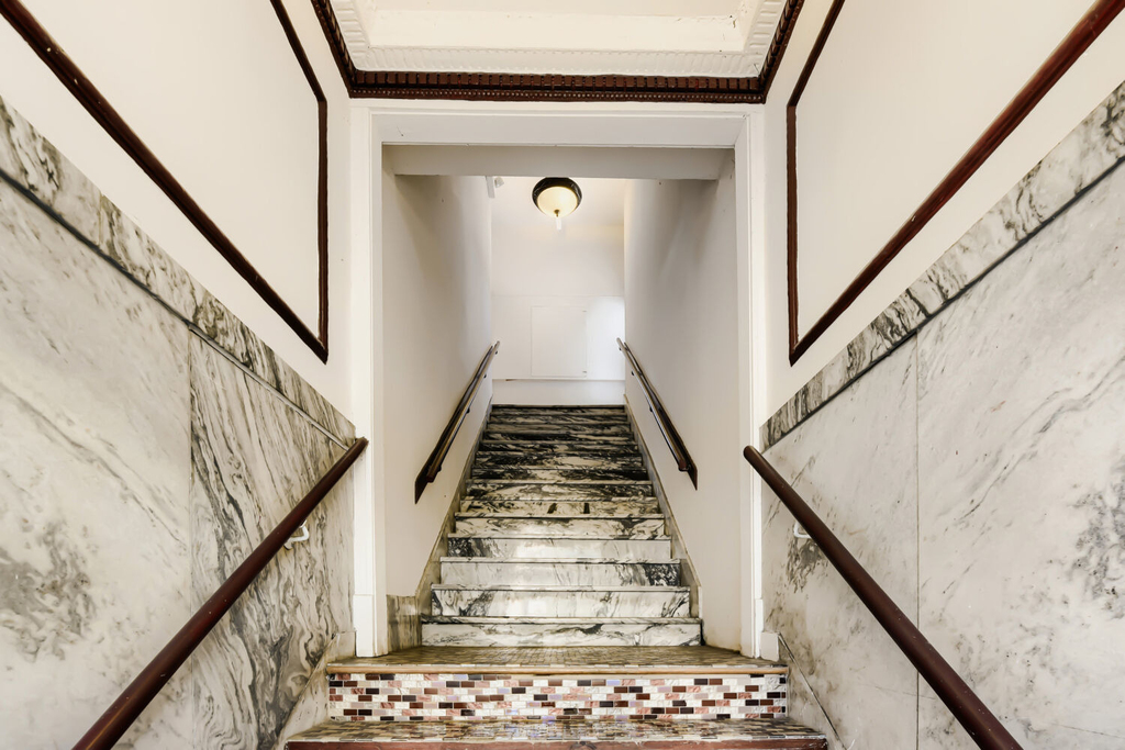 6740 N Sheridan Road - Photo 1