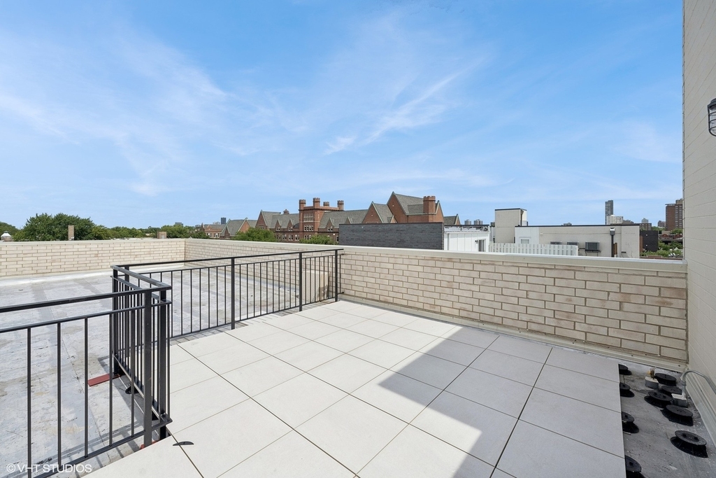 1615 W Irving Park Road - Photo 19