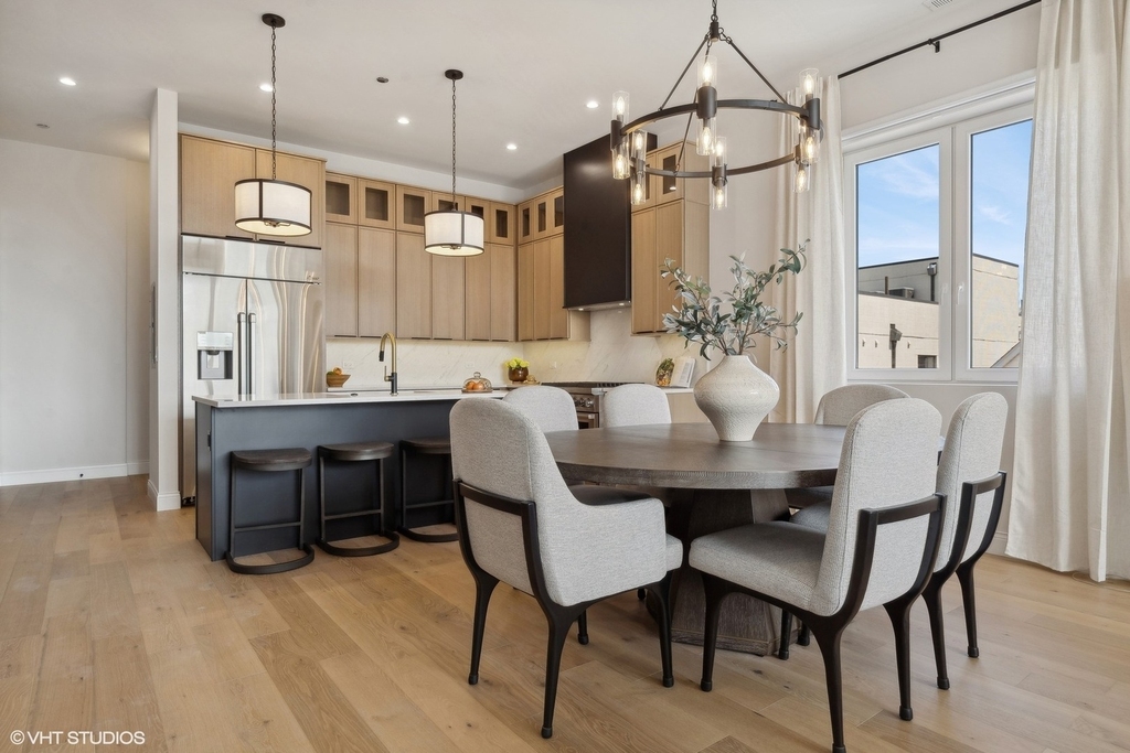 1615 W Irving Park Road - Photo 1