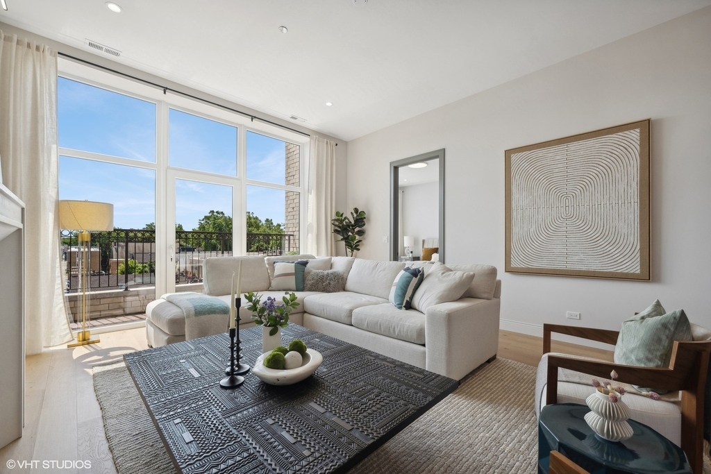 1615 W Irving Park Road - Photo 8