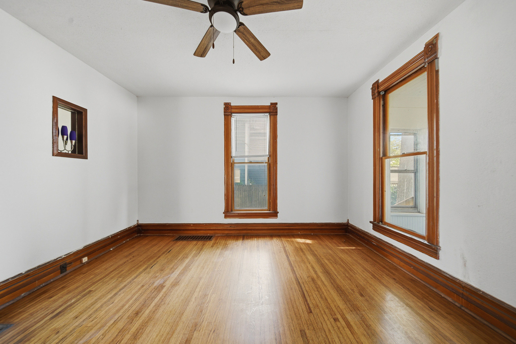 509 7th Avenue - Photo 10