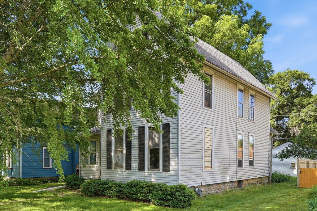 509 7th Avenue - Photo 1