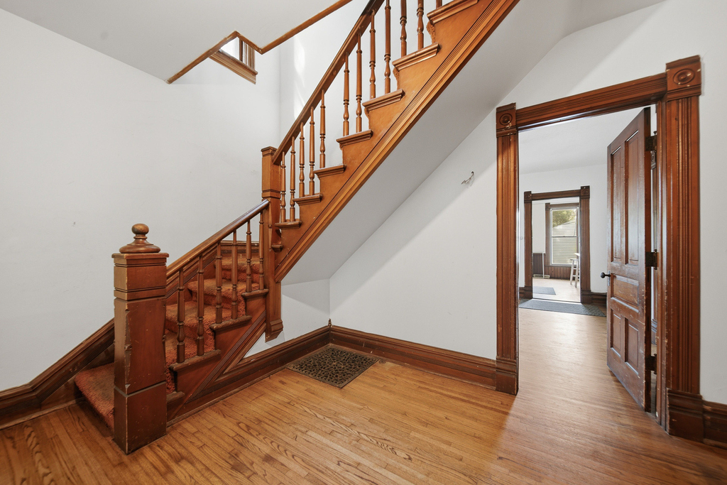 509 7th Avenue - Photo 9