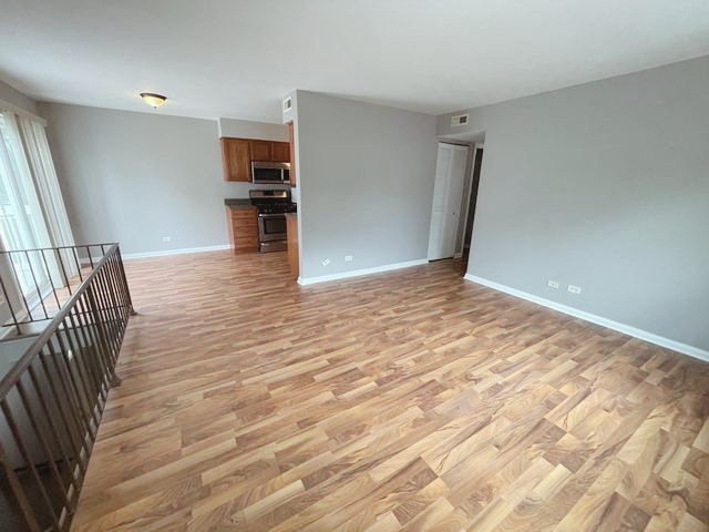 195 Thomas Court - Photo 2