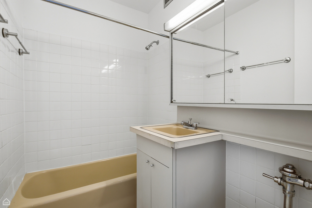 340 W Diversey Parkway - Photo 8