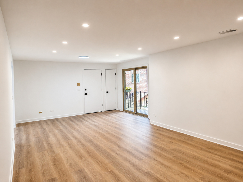 5819 W Higgins Avenue - Photo 9