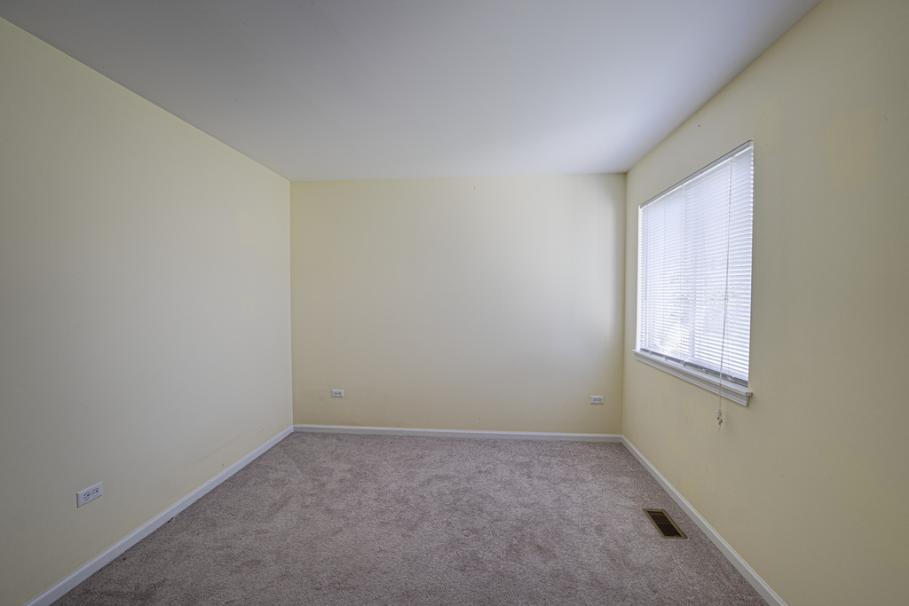 2464 Blue Spruce Lane - Photo 17