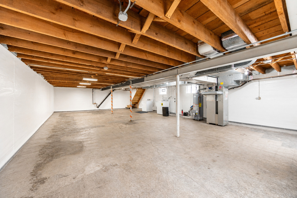 408 S Albert Street - Photo 32