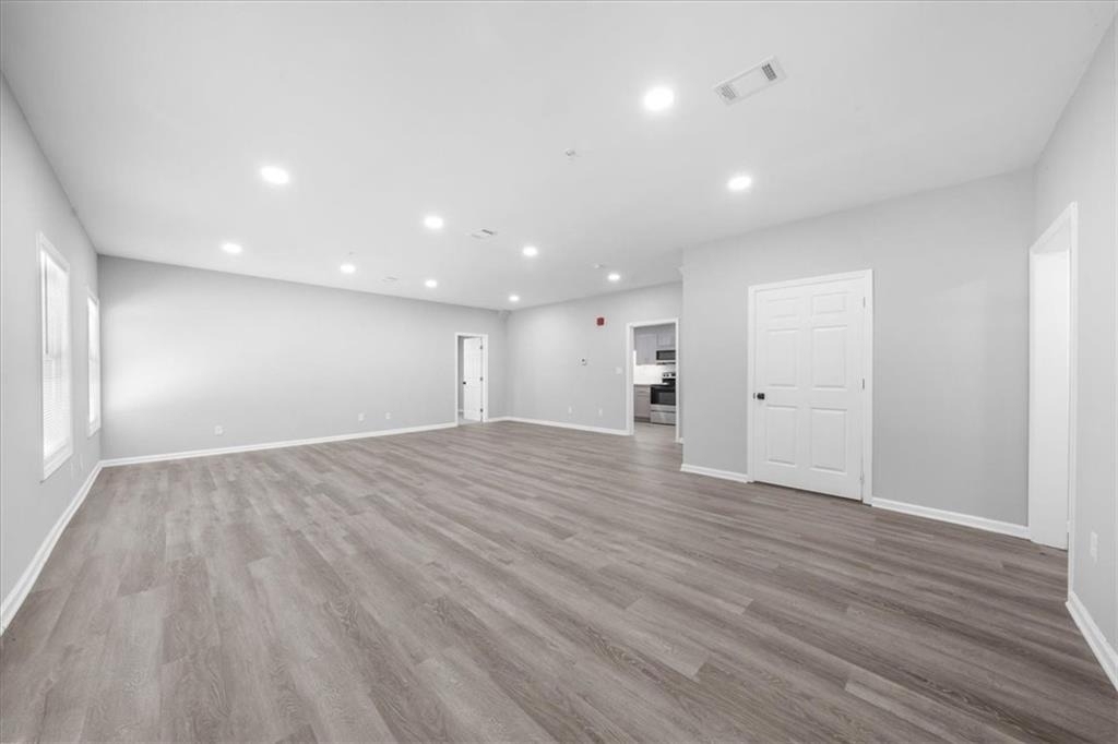 5399 Northland Drive Ne - Photo 13