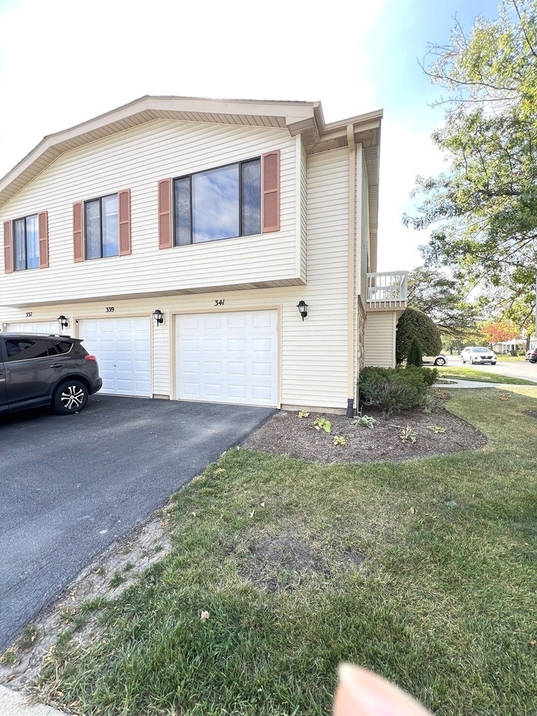 341 Jefferson Court - Photo 16