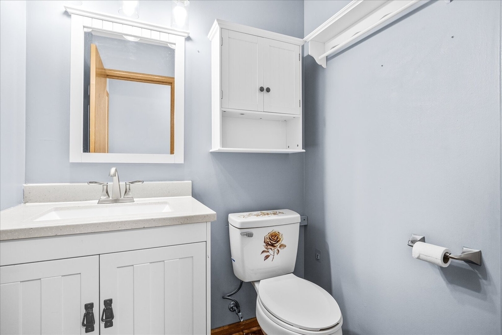 2447 Mayfield Drive - Photo 3