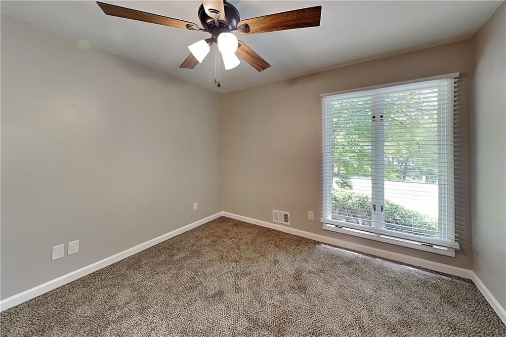1100 Lake Drive - Photo 13