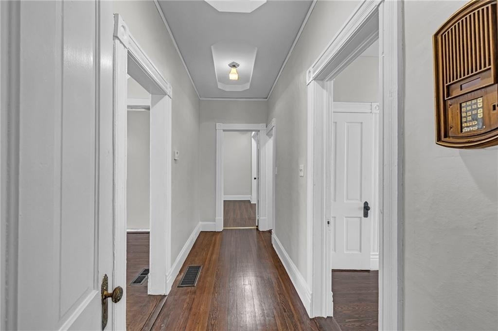660 Queen Street Sw - Photo 7