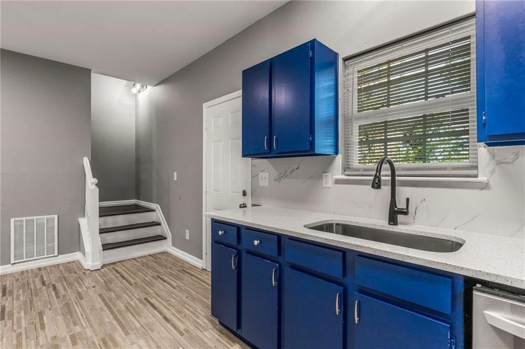 2351 Perry Boulevard Nw - Photo 8