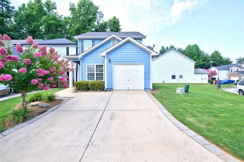 4852 Tangerine Circle - Photo 0