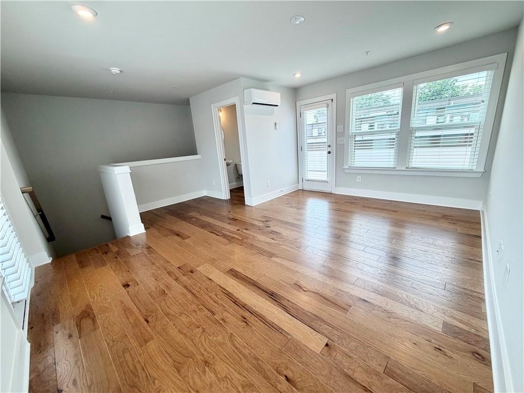 1037 Burnside Place Nw - Photo 28