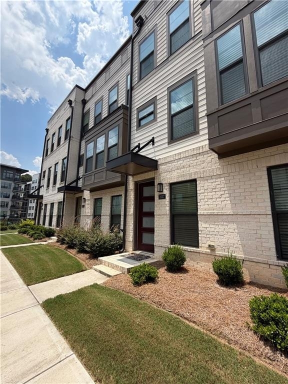 1037 Burnside Place Nw - Photo 1