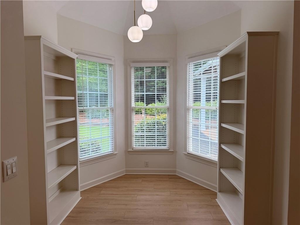 325 North Court - Photo 12