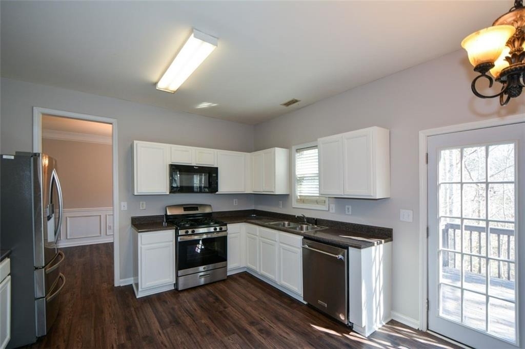 3063 Grace Court - Photo 13