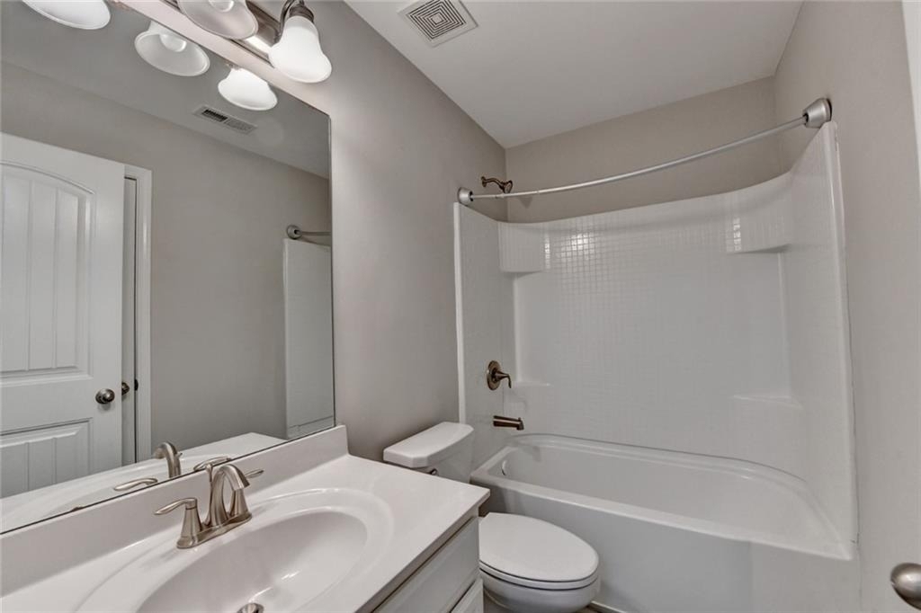 7245 Heritage Oak Court - Photo 48