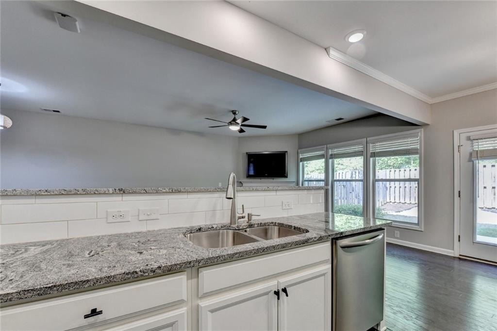 7245 Heritage Oak Court - Photo 24