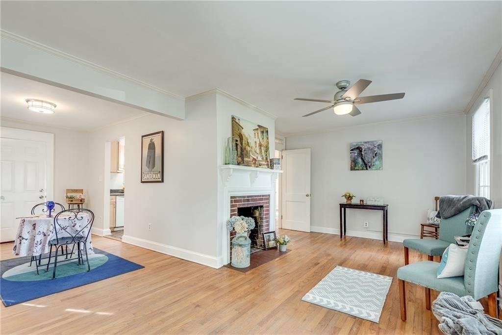 388 Ashley Avenue Ne - Photo 8