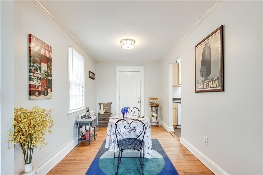 388 Ashley Avenue Ne - Photo 10