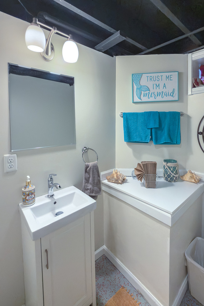 807 W John Street - Photo 34