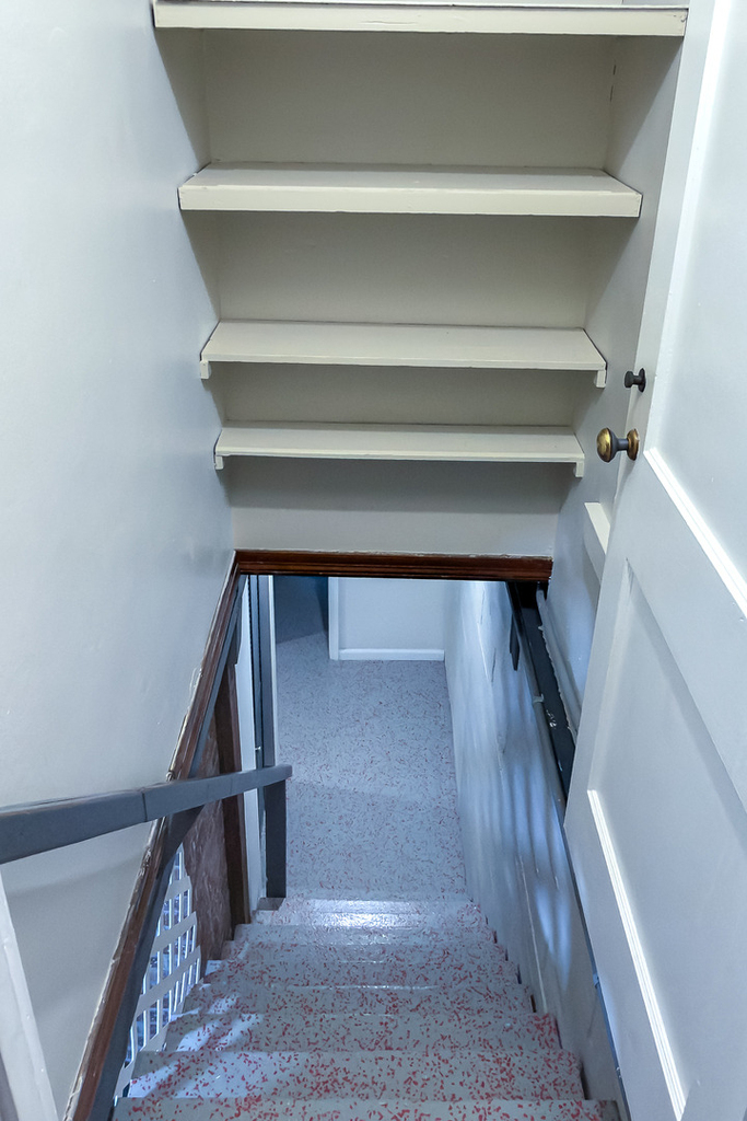 807 W John Street - Photo 27