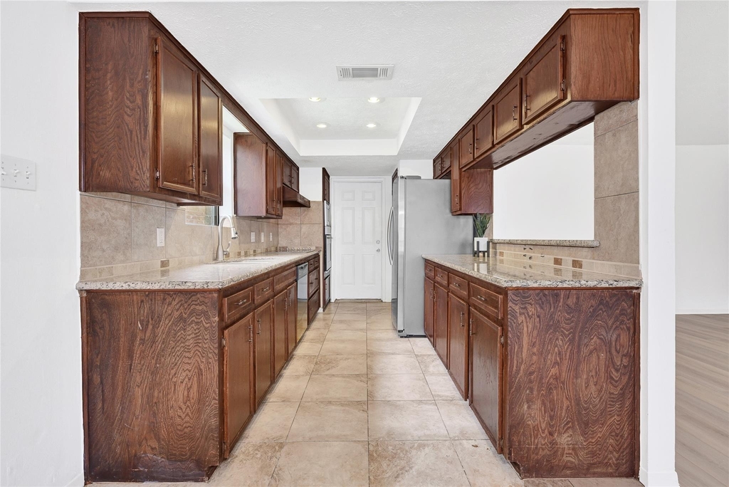 2730 Mesquite Drive - Photo 6