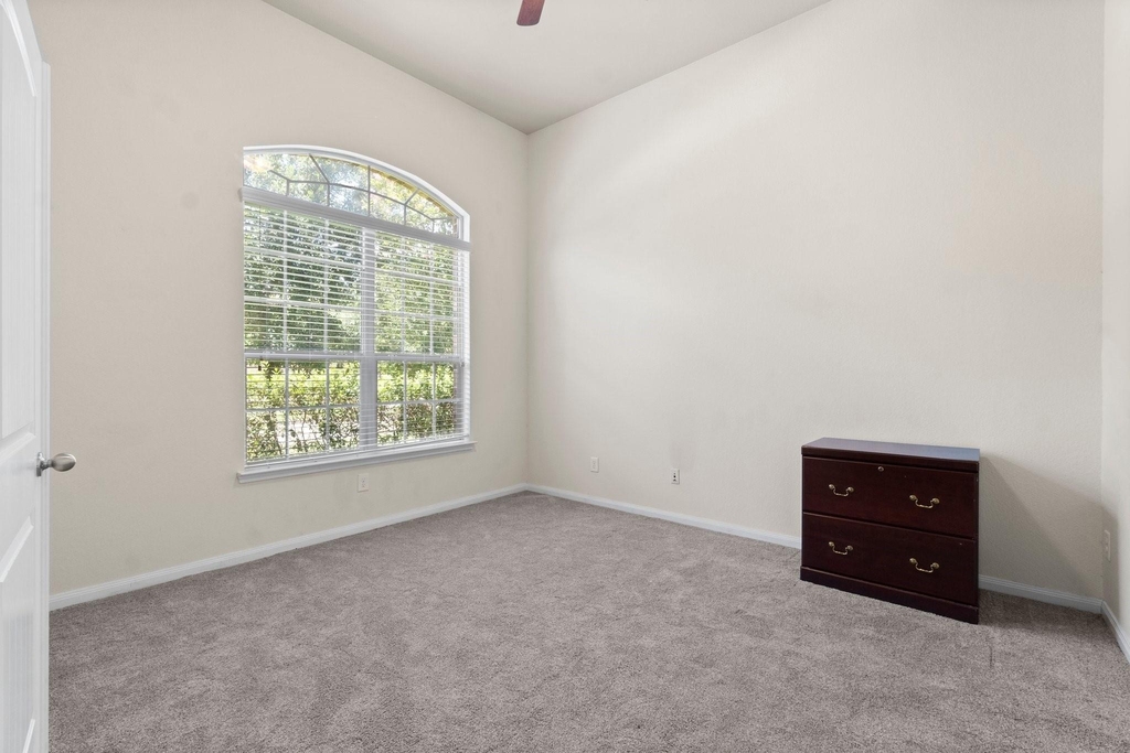 118 Red Deer Place - Photo 16