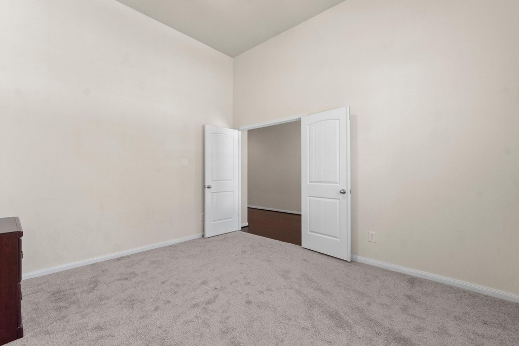 118 Red Deer Place - Photo 8