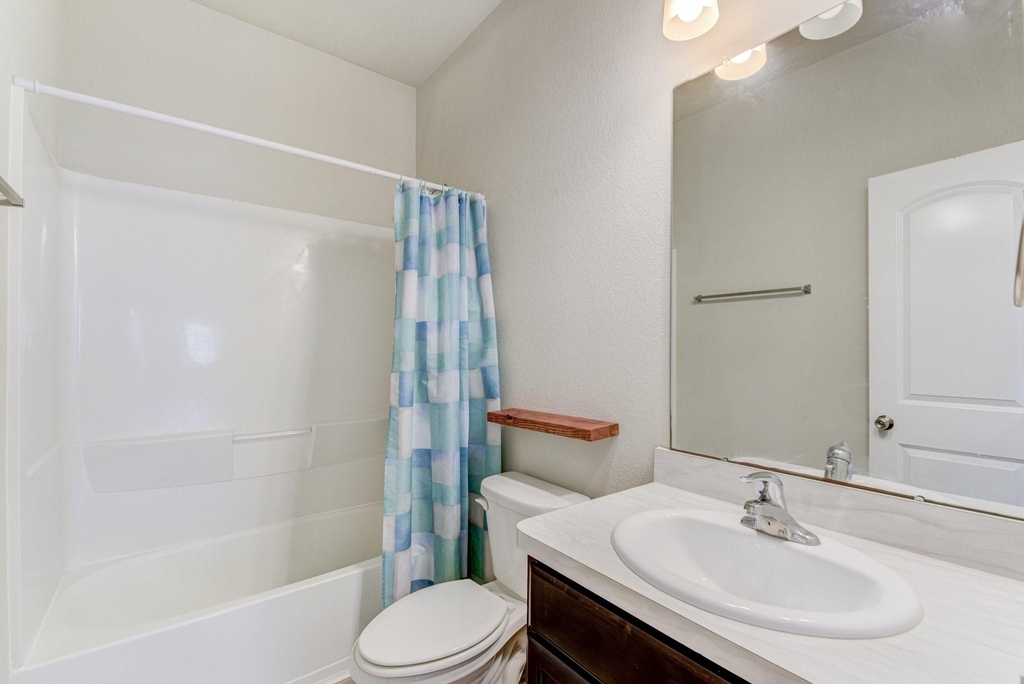 20923 Corisande Street - Photo 17