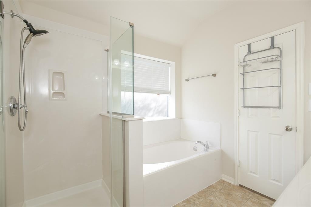 11414 Ryan Manor Drive - Photo 14
