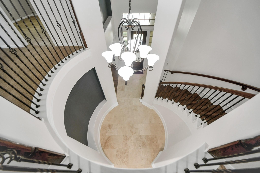 12430 Fossil Point Lane - Photo 9