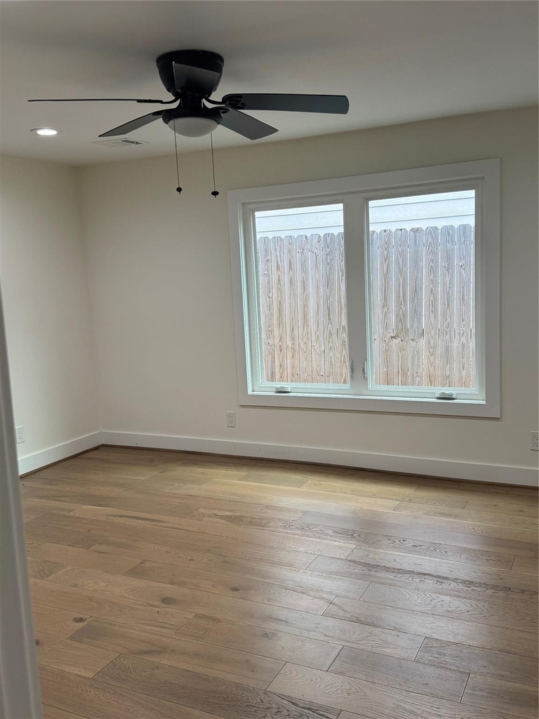10042 Westview Drive - Photo 5