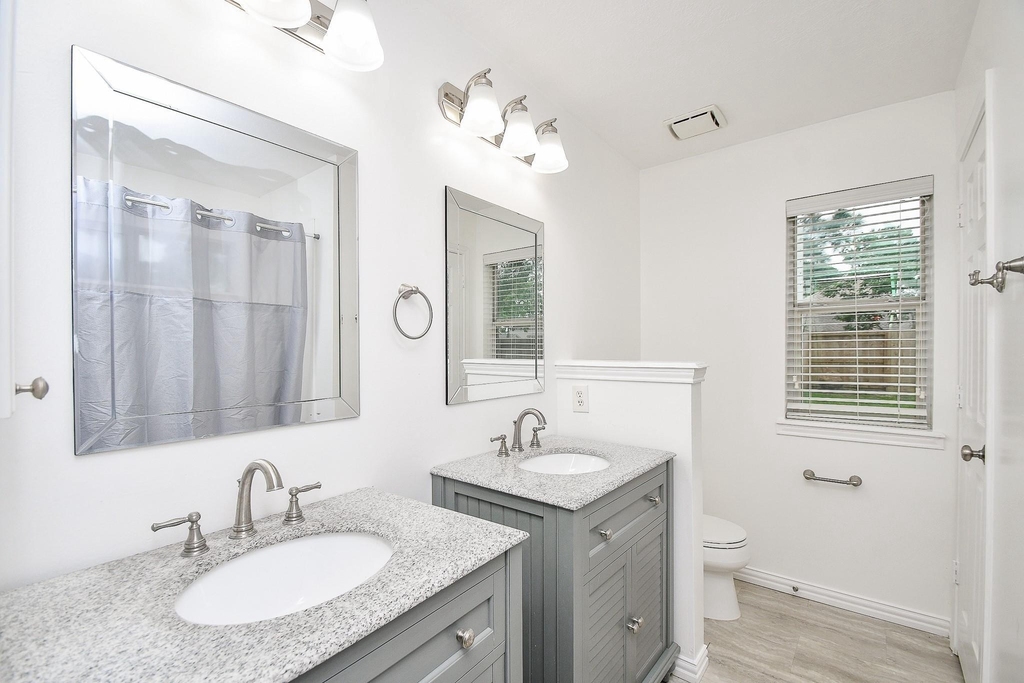 10614 Sunswept Fields Lane - Photo 17
