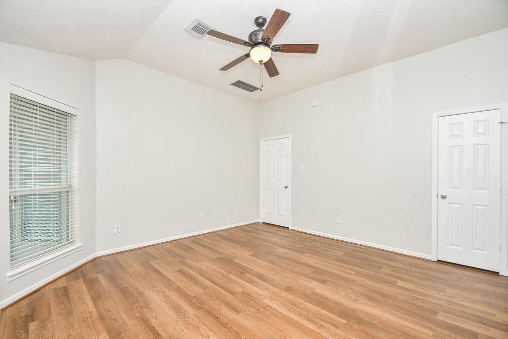 10614 Sunswept Fields Lane - Photo 20