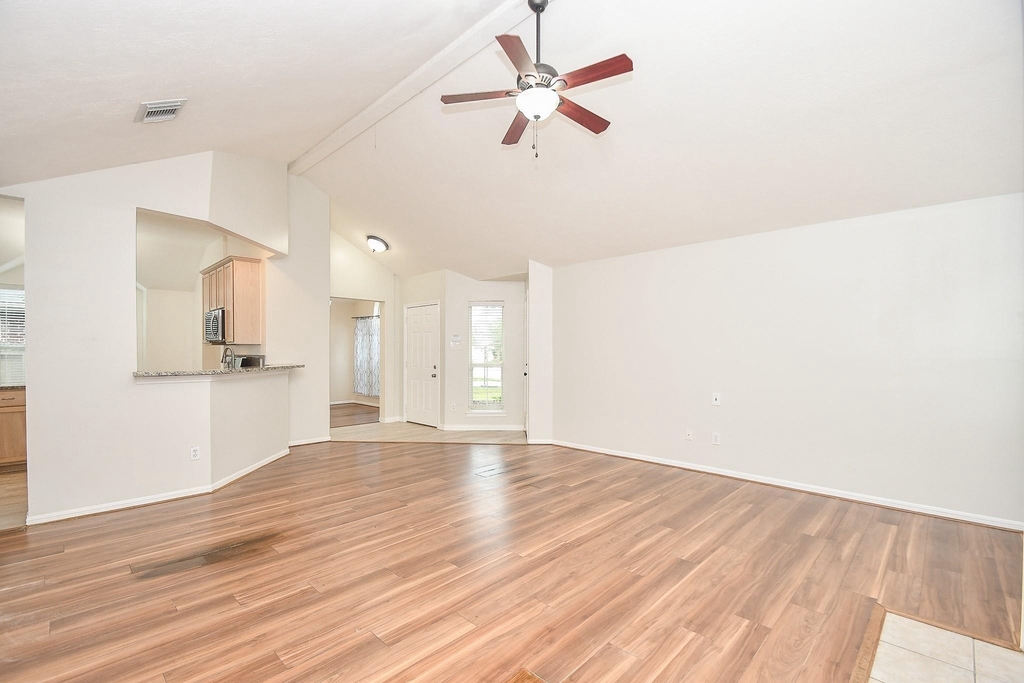 10614 Sunswept Fields Lane - Photo 11