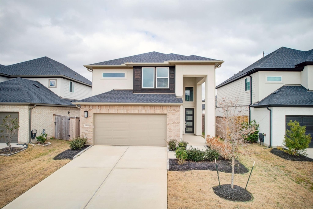 21818 Fitzroy Manor Lane - Photo 0